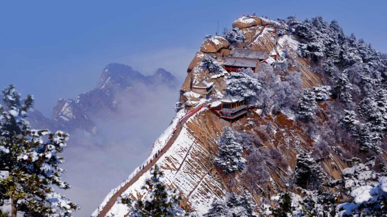 Mount+Hua2C+Shaanxi+Province2C+China[1]