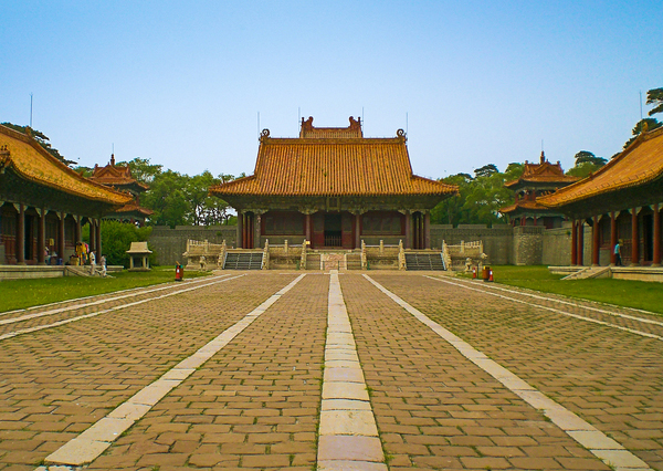 East-Qing-Tombs_12[1]