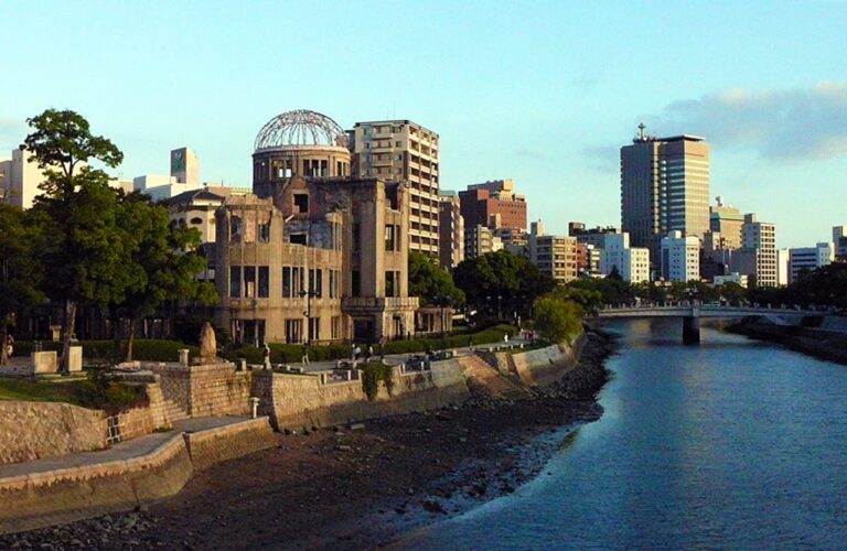 Hiroshima-Abombdome-AnitaSIZED[1]