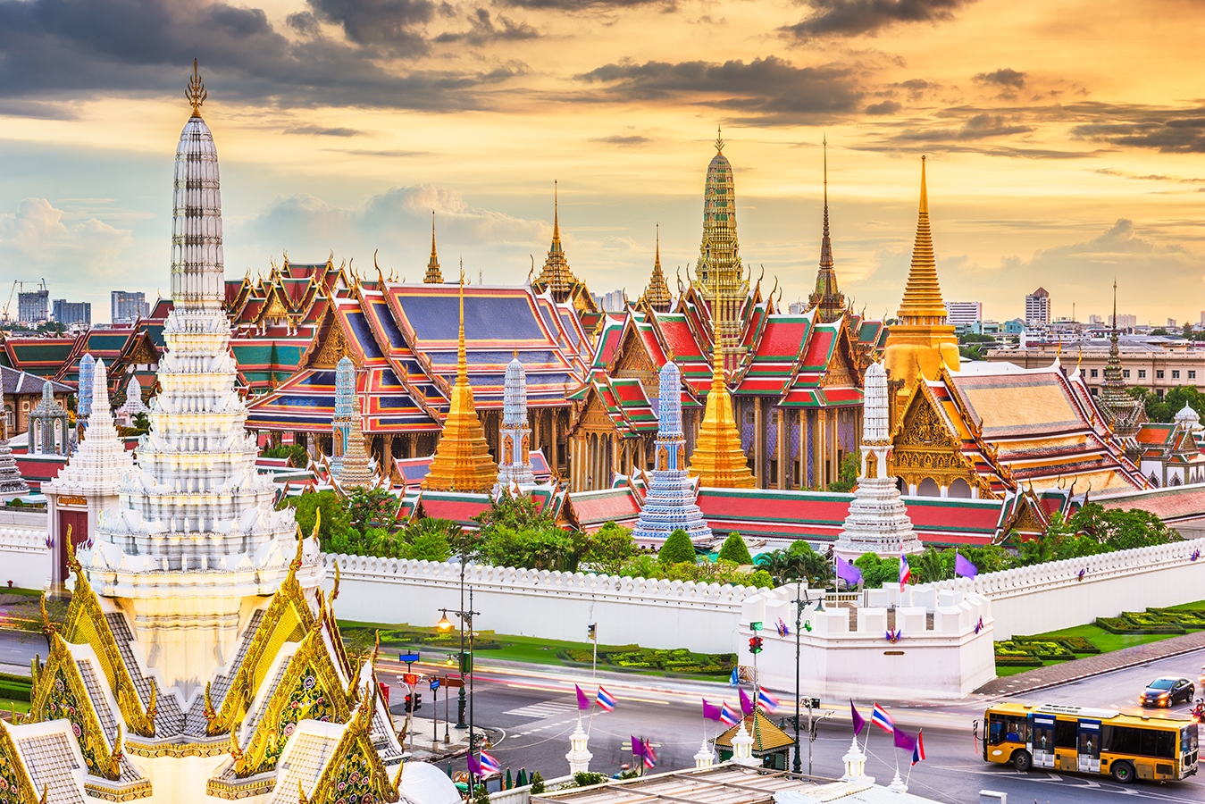 24 Tourists attraction in Bangkok, Thailand