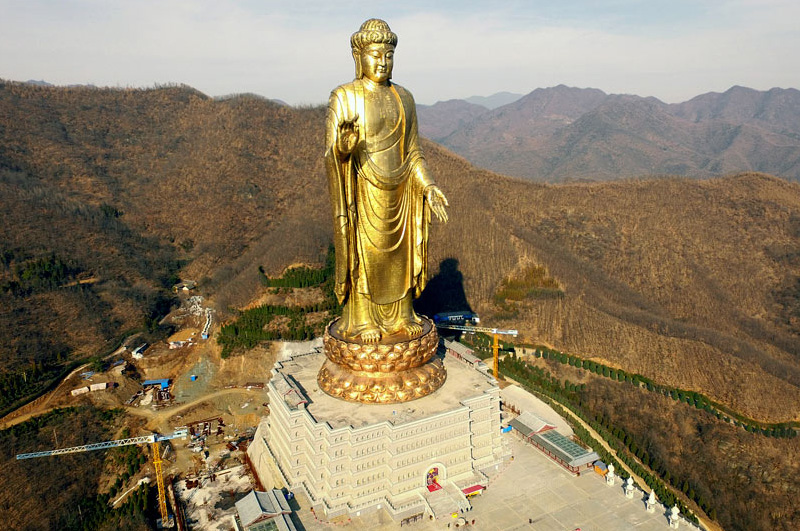 30 Tallest Statues in the World
