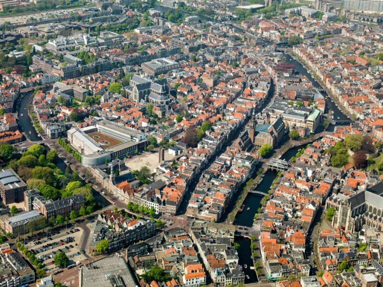Leiden-Centrum  binnenstad  luchtfoto