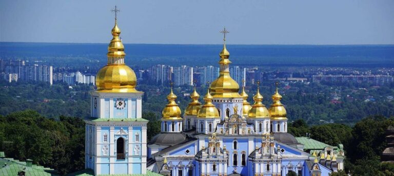kyiv-one-of-the-most-beautiful-cities-in-the-world3jpg-1200x537[1]