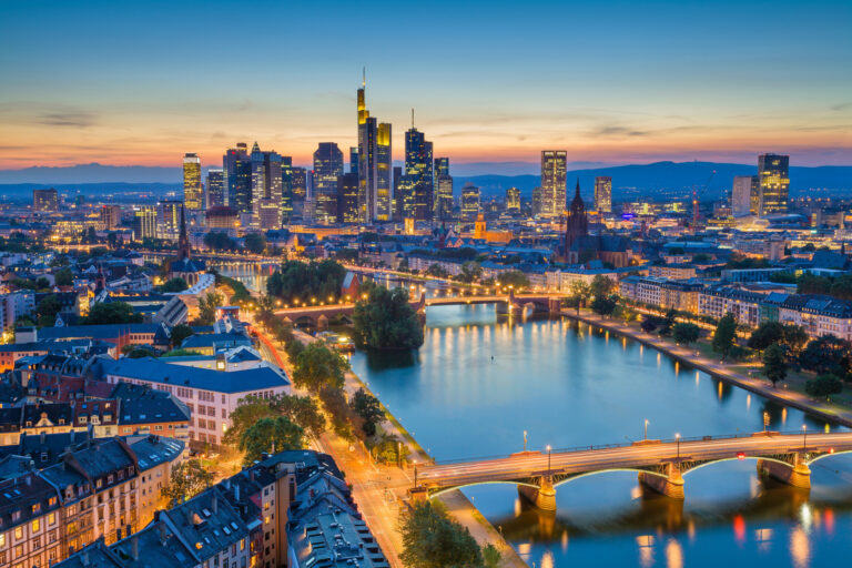 shutterstock_501400495_Frankfurt-am-Main.-Image-of-Frankfurt-am-Main-skyline-during-twilight-blue-hour