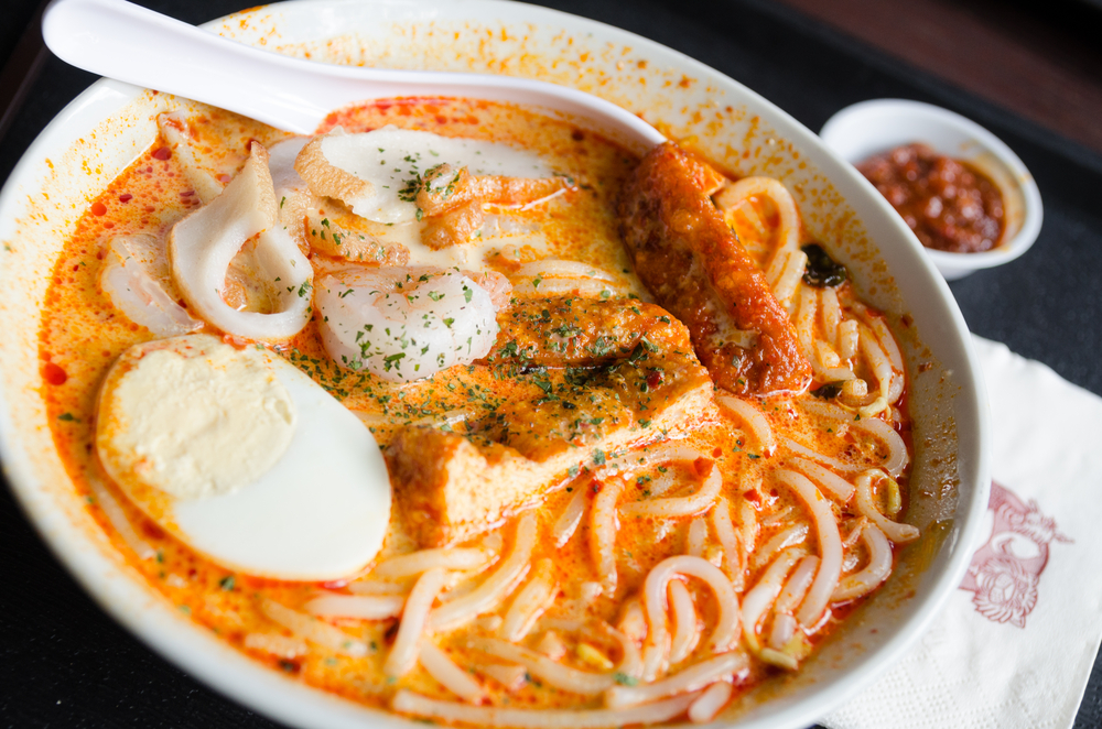 Guide to Cooking Authentic Singapore Laksa at Home