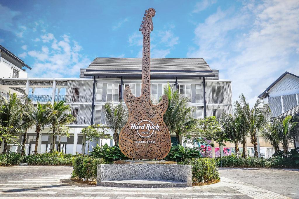 Hard Rock Hotel Desaru Coast: Your Ultimate Stay at Malaysia’s Iconic Resort