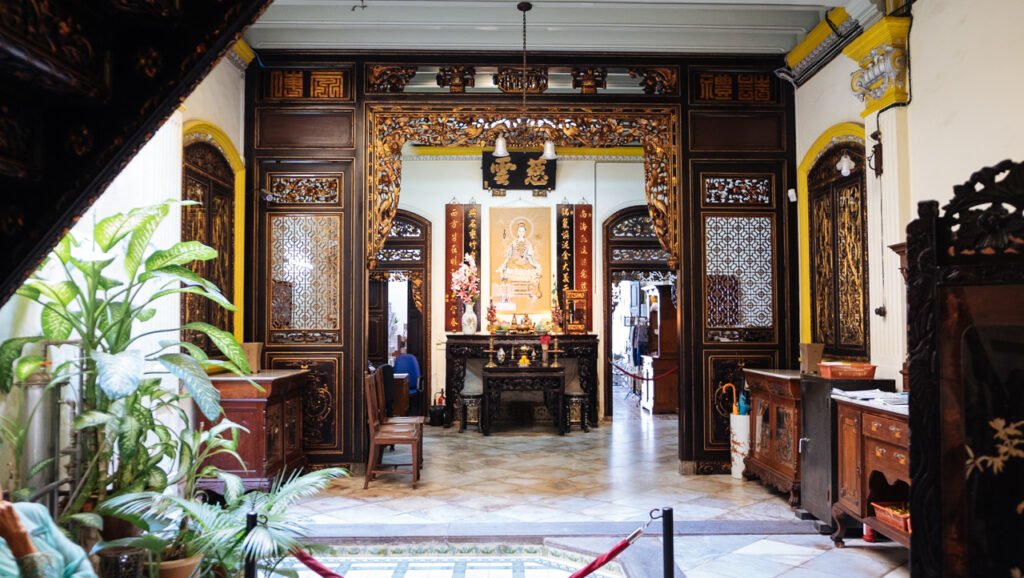 Discover Malacca’s Baba & Nyonya Heritage Museum: A Glimpse Into Peranakan Culture